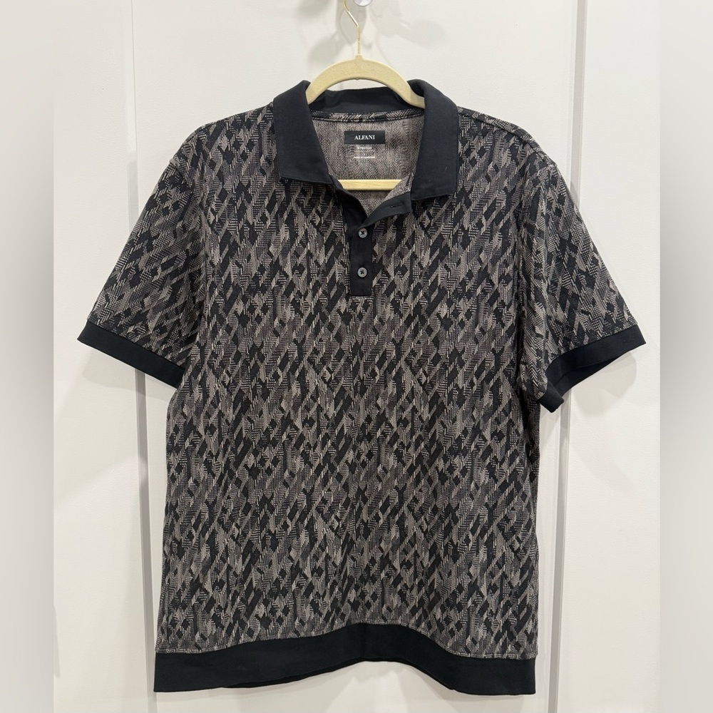 Alfani Men’s Geometric Print Shirt – Size L